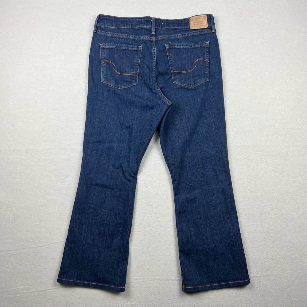 Levi Strauss Signature Women 10 Dark Blue Mid Rise Bootcut Jeans Stretch Denim - Picture 5 of 10